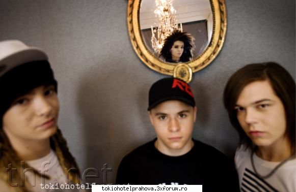 poze trupa [/img]asta este una dintre pozele mele preferate &nbsp; moderator