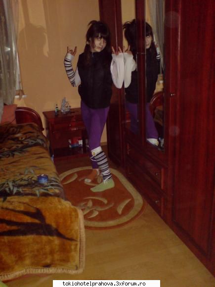 eehh...acu' yo.... - pt inceput sall k sunt 9 pe aici ....deci sa - sa ne cunoastem!