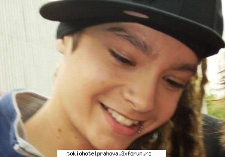 fostele... - mdea...tampite...impocrite...le era - tom