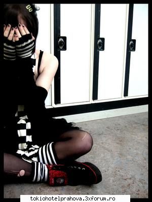 poze emo - sweet_adri - emo